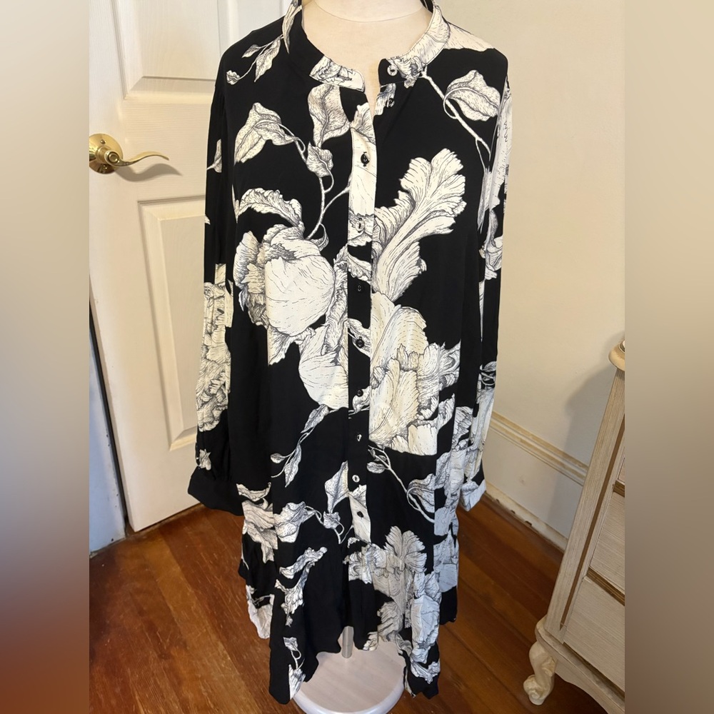 H&M Black and White Floral Dress